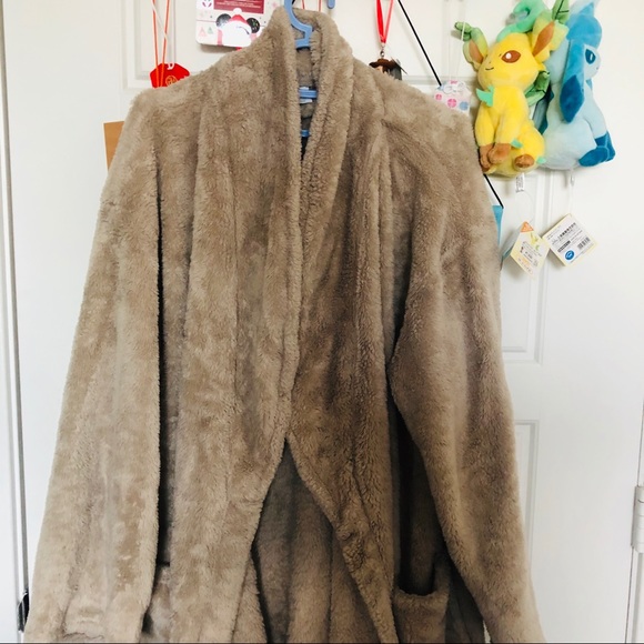 Martha Stewart bath robe - Picture 3 of 3